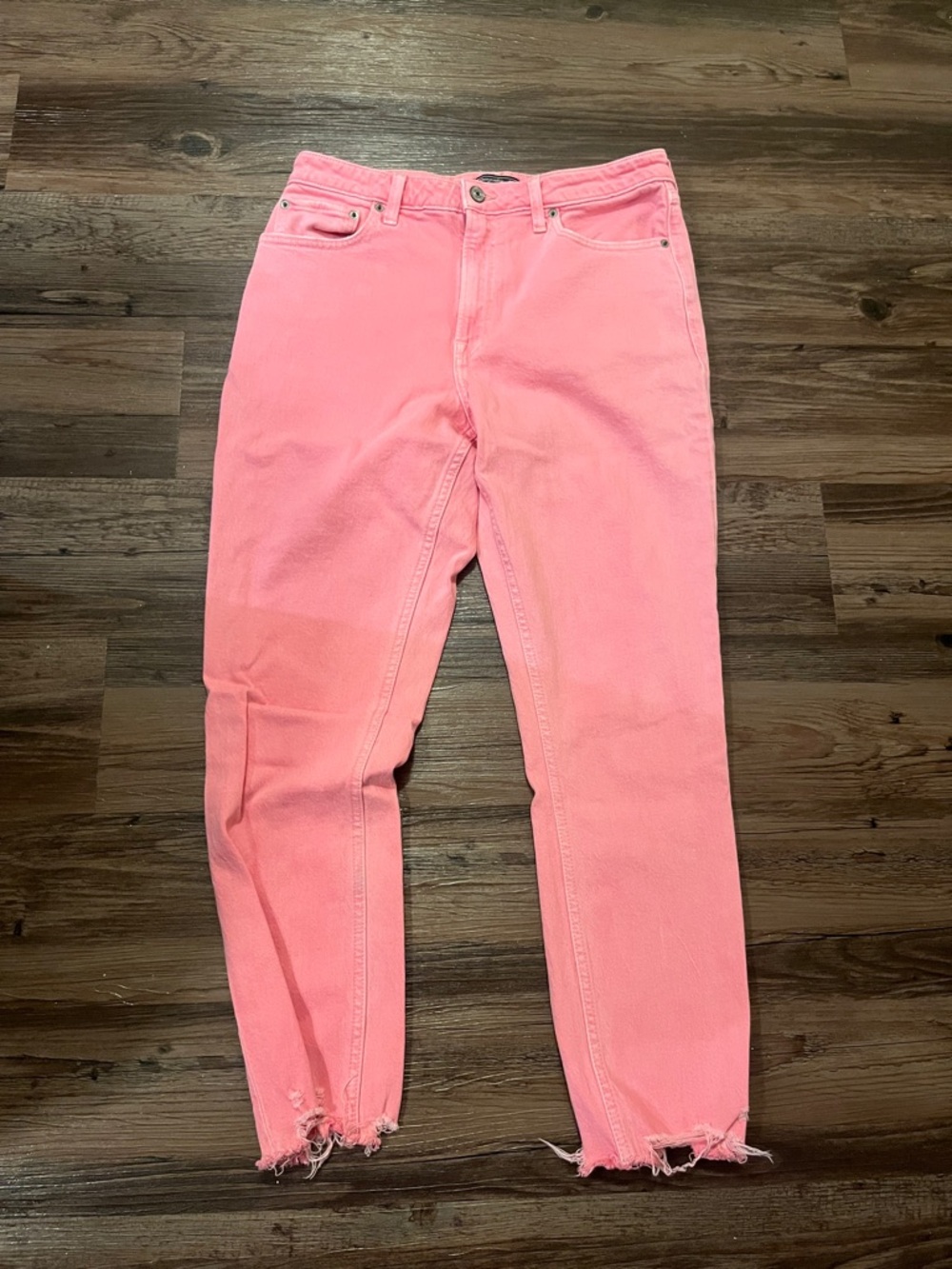 Quirky Pink spring distressed Simone slim high rise Abercrombie skinny jeans